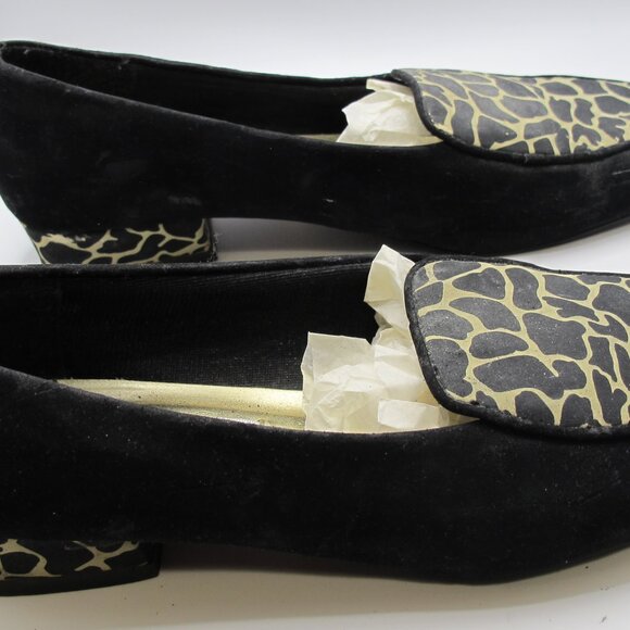 Amanda black velvet flats with giraffe print - 8.5S - Picture 2 of 7